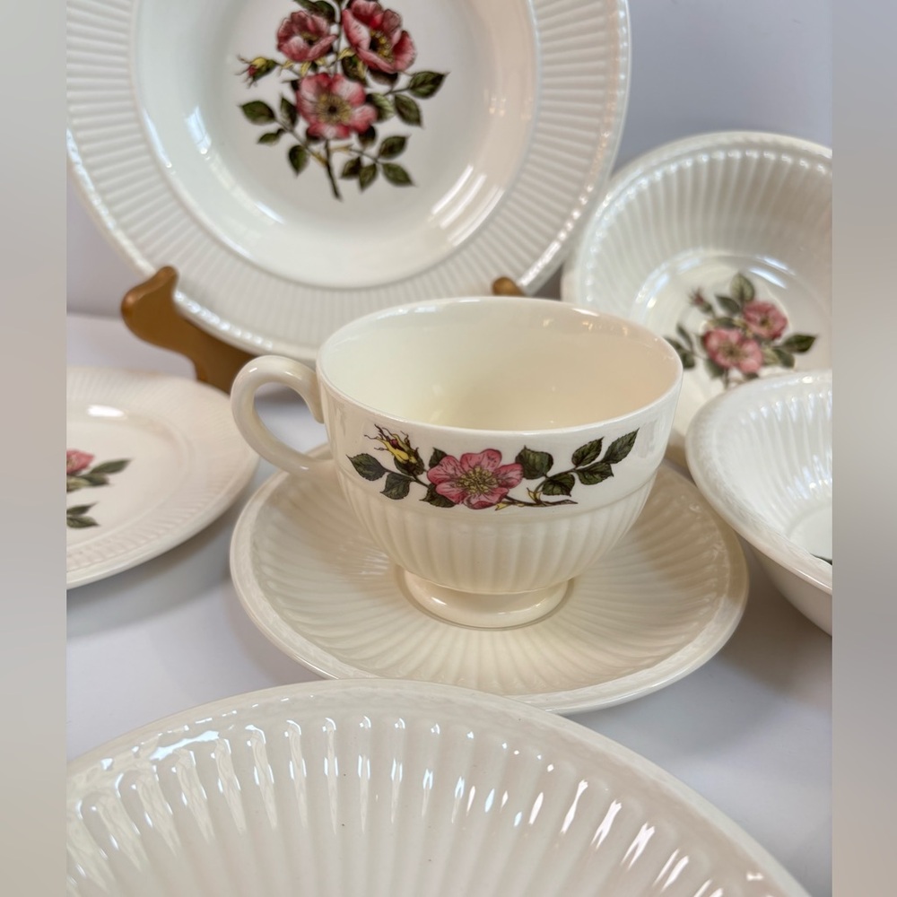 Vintage Wedgwood Briar Rose Tableware Plates,‎ Bowls, Cup, Saucers Set (10)